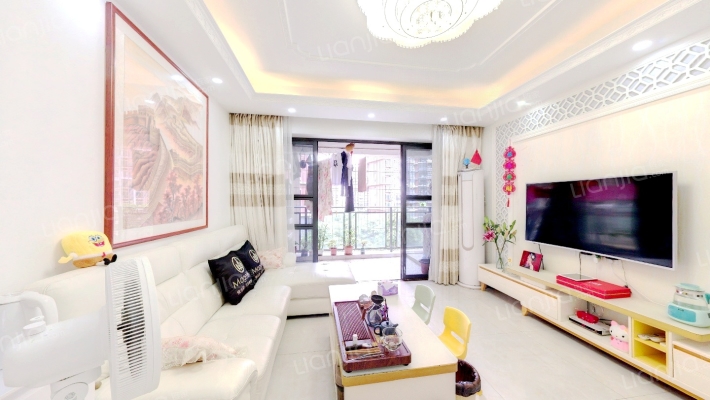 永江臻萃园二手房实景图