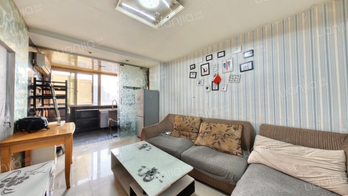 锦西国际二手房实景图