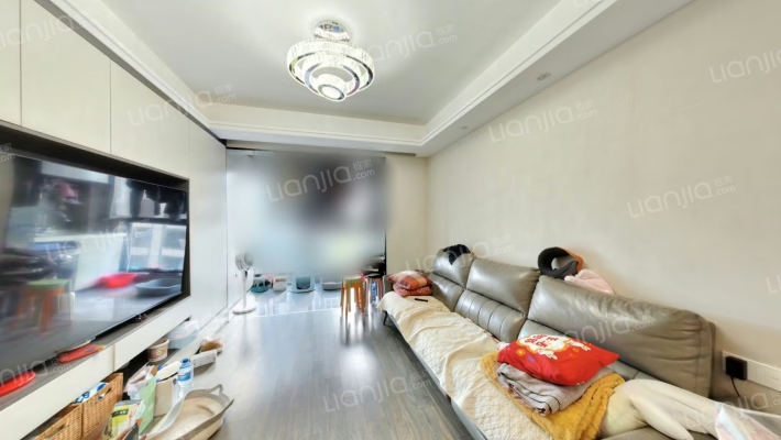 鸣悦棠前雅园二手房实景图