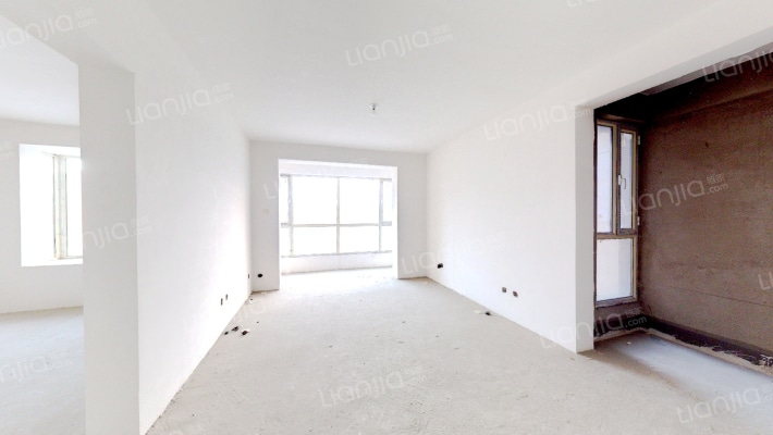 城南逸居BC区二手房实景图