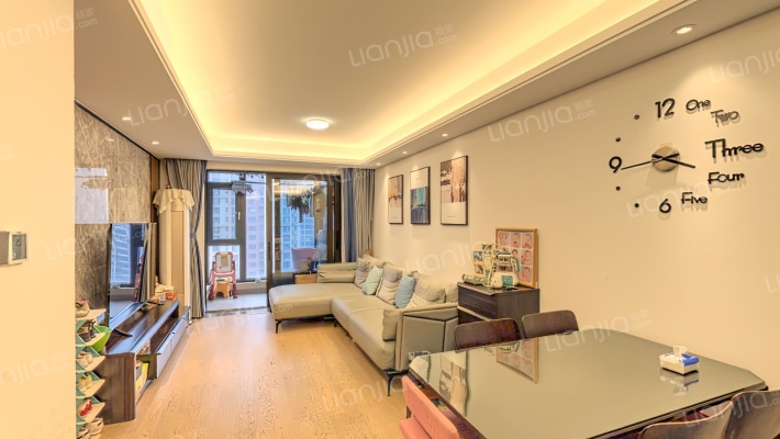 万科金域蓝湾二期二手房实景图