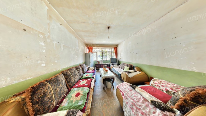 昆明海关宿舍二手房实景图