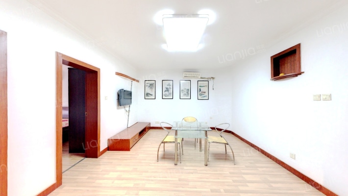 金鹰花苑二手房实景图