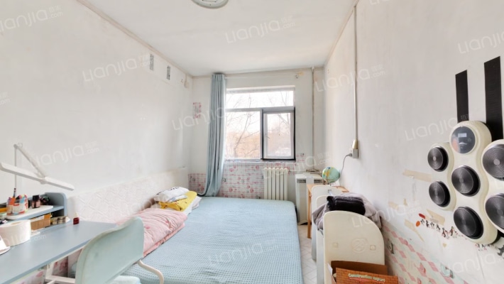 六一幼儿园家属楼二手房实景图