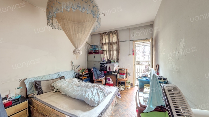 龙庭路37号二手房实景图