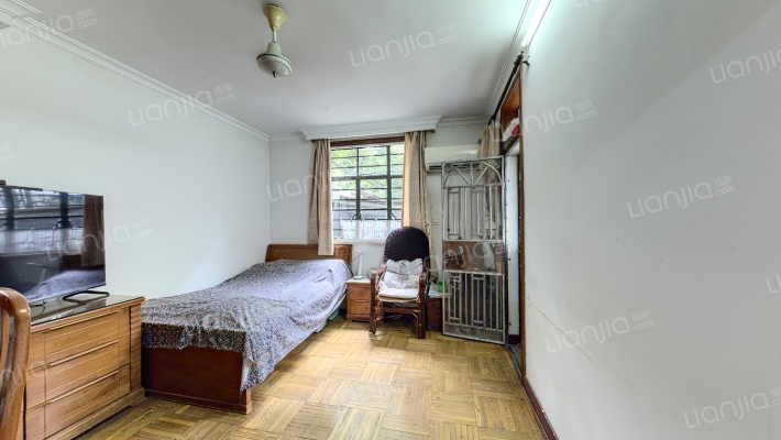 吴兴路30弄二手房实景图