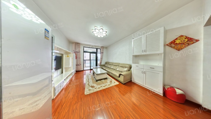 精城名典二手房实景图