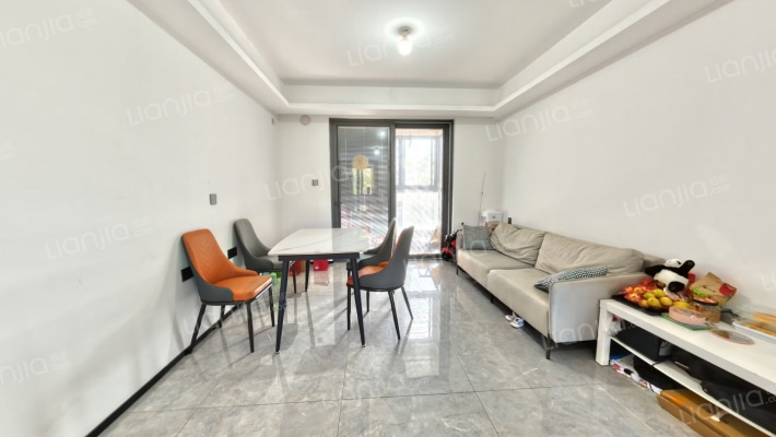 万科湖山观云庭二手房实景图