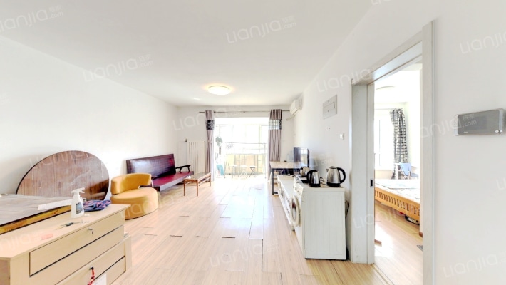 夏洛兹花园二手房实景图