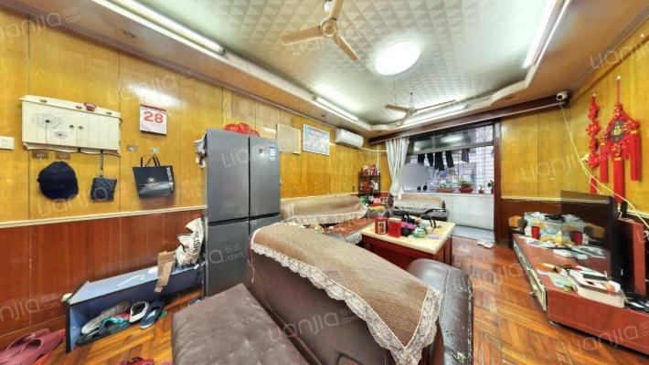 深中街二手房实景图