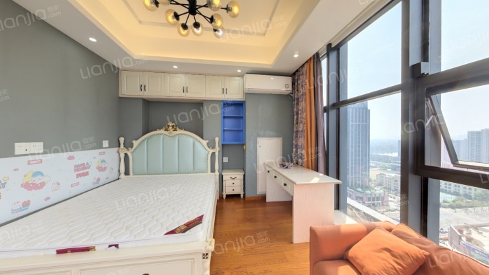 御公馆二手房实景图