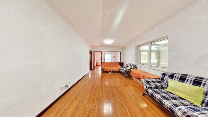 南河嘉园二手房实景图