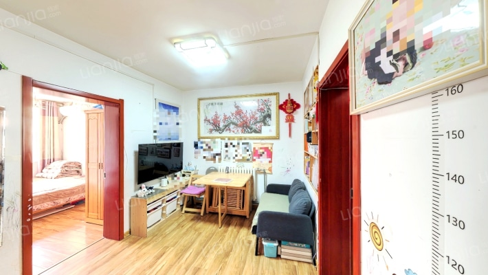 白马山啤酒厂宿舍二手房实景图