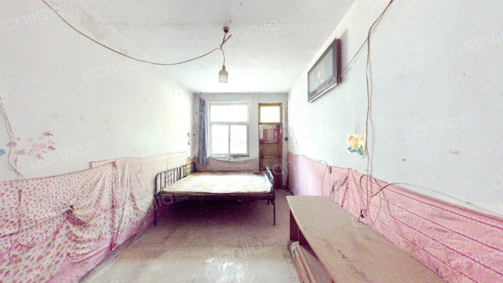 食品公司家属楼二手房实景图