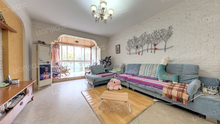 金沙芙蓉苑二手房实景图