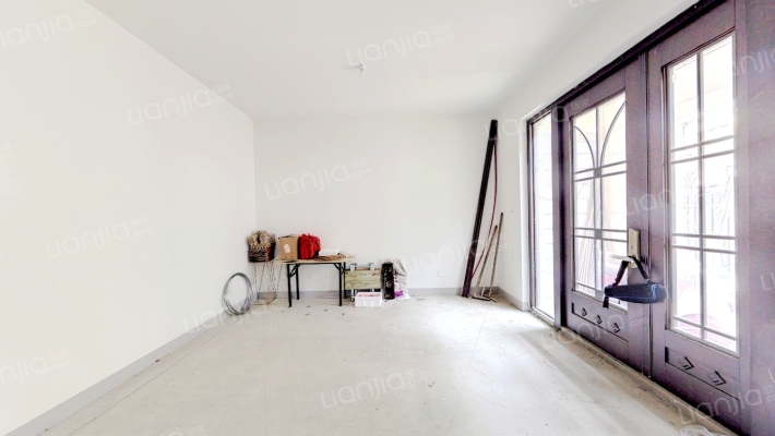 新城和昌湖畔樾山二手房实景图