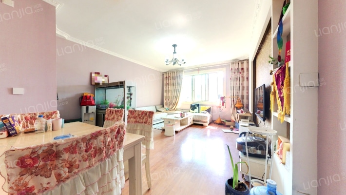 岷山花苑二手房实景图