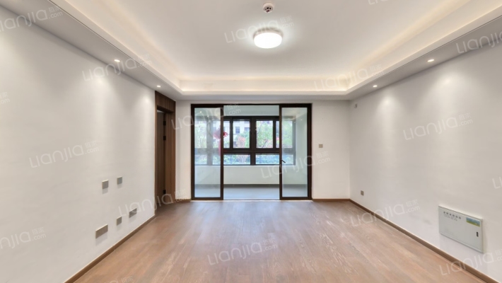 天阅湖滨雅苑二手房实景图