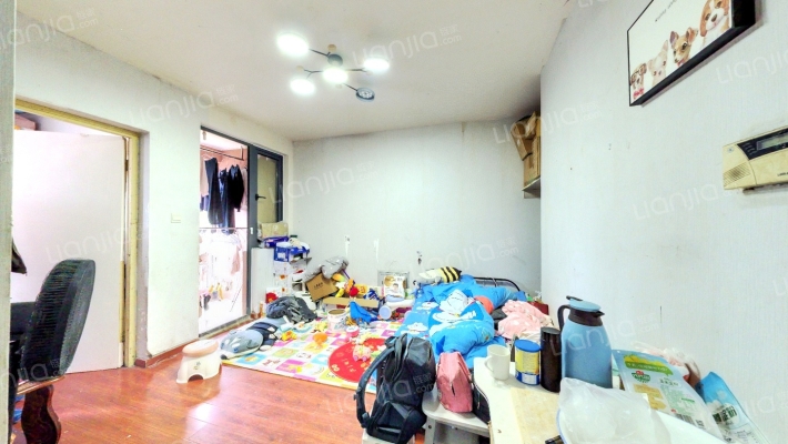 星海家园二手房实景图