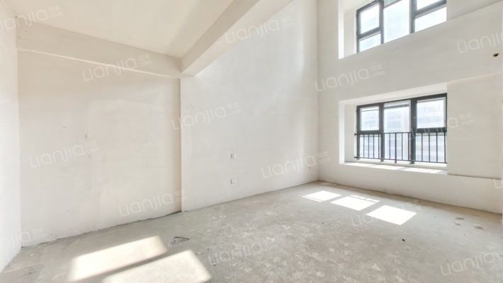 荷岸晓风二手房实景图