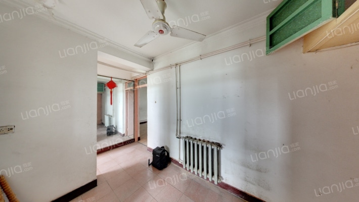 志成东里二手房实景图