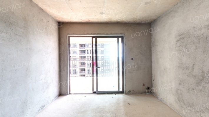 悦桂融创云图之城二手房实景图