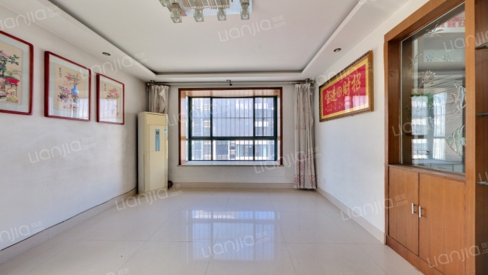 圣城中央花园二手房实景图