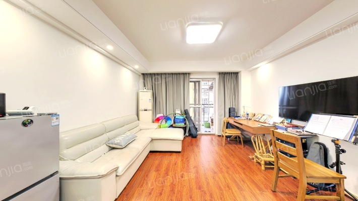 鸿旭嘉苑二手房实景图