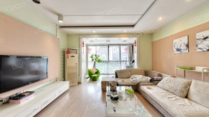 南亚假日二手房实景图