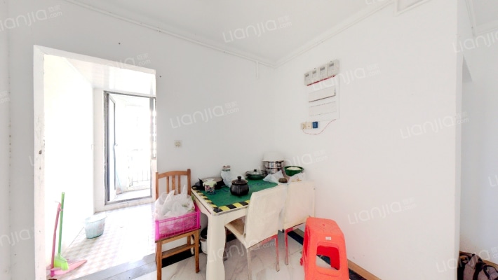 顺城锦湖湾二手房实景图