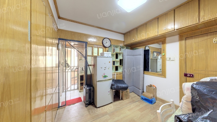 雁鸣山庄二手房实景图