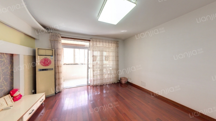 大树金港湾二手房实景图