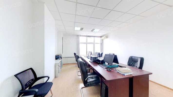 世贸中心二手房实景图