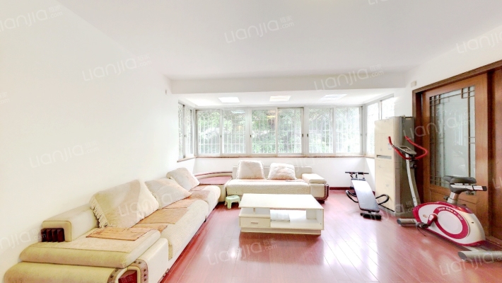 东锦新苑二手房实景图