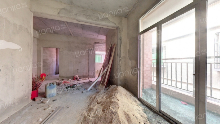 坦诚路二手房实景图