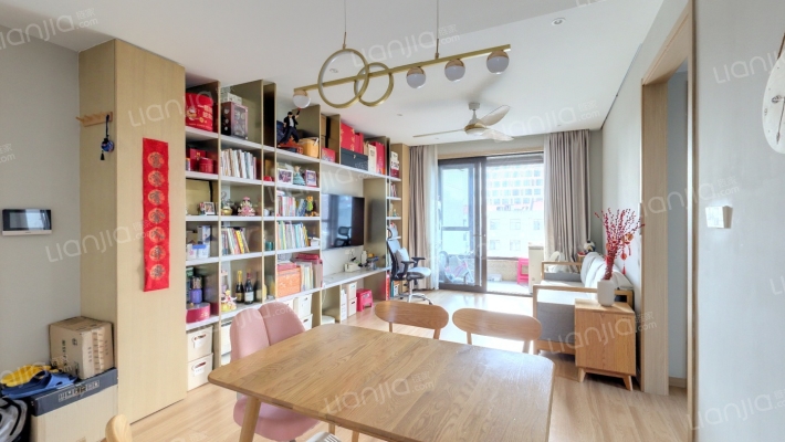 同济融创玫瑰公馆二手房实景图