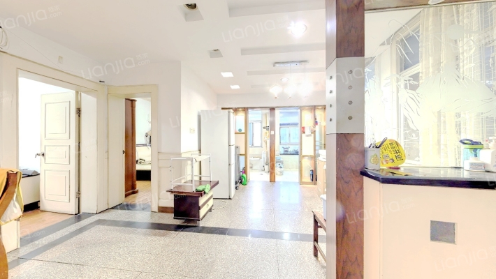 后街小区二手房实景图