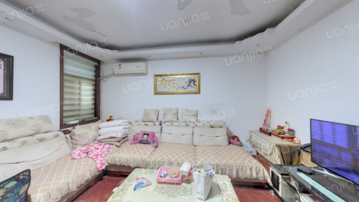 卧牛岭山庄二手房实景图