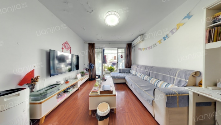 中海怡翠山庄一期二手房实景图