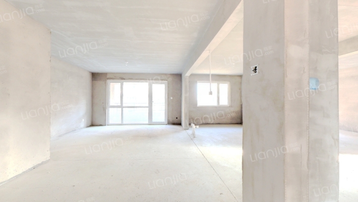 御龙湾二手房实景图