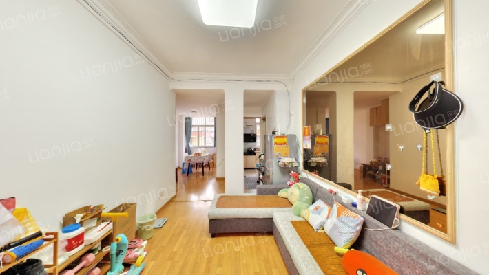 建华新村二手房实景图