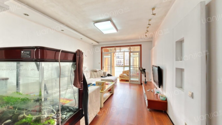 望福佳园二手房实景图