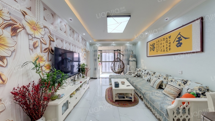 中央美域二手房实景图