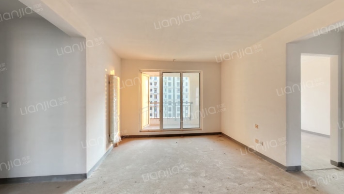 富力新城V01区二手房实景图