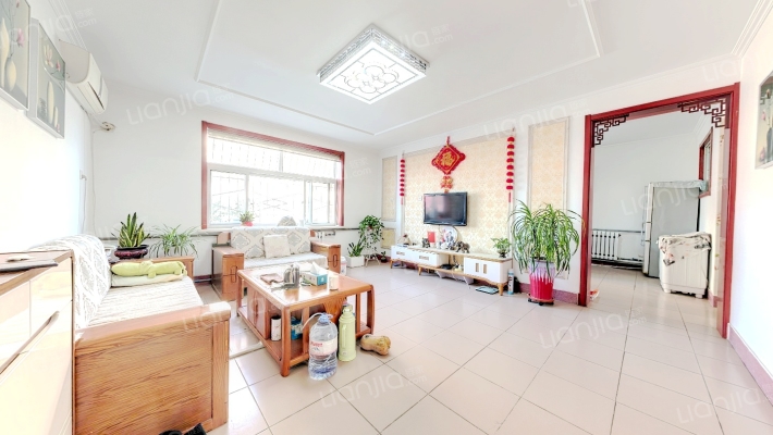 龙泉街1643号东区二手房实景图