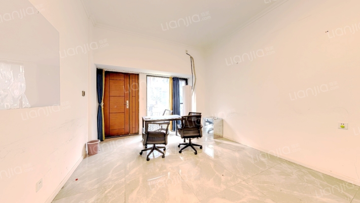 彩叠园1B期二手房实景图