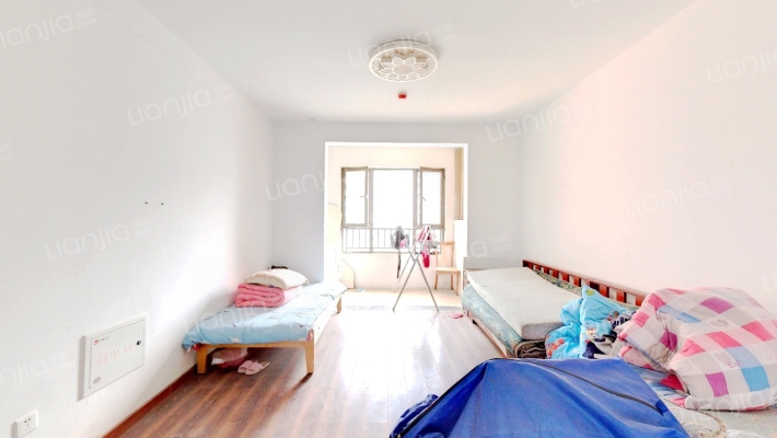 中新锦绣天地中苑一区二手房实景图