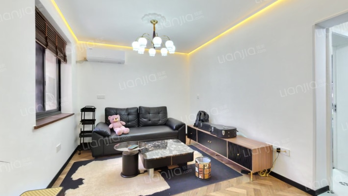 新莲新苑二手房实景图