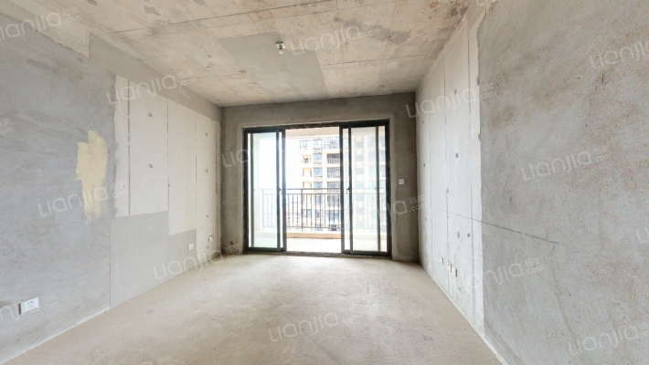 海普四季绿城二手房实景图