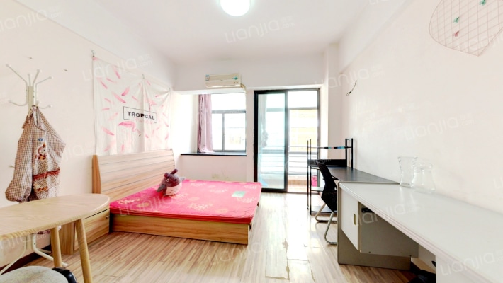 中构银城二手房实景图